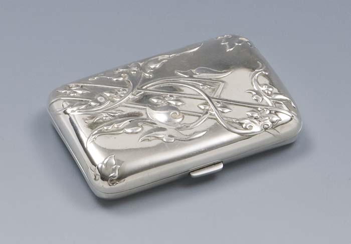 Jugendstil-Etui.