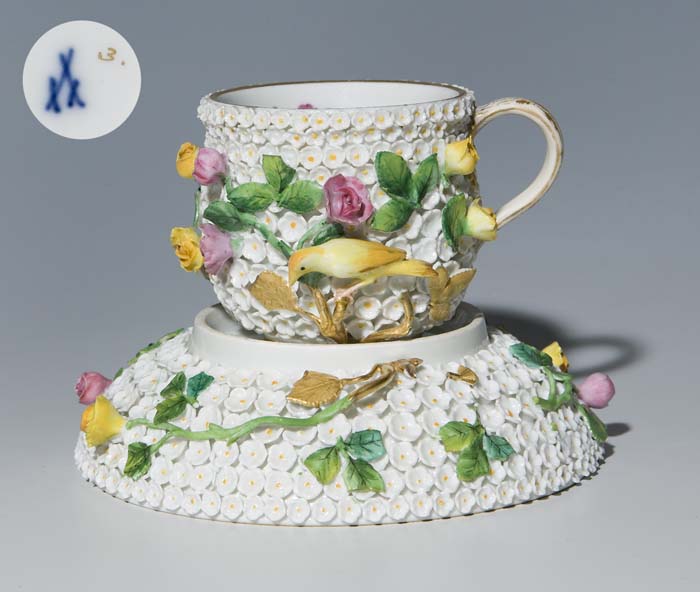 Schneeballen-Tasse, Untertasse.