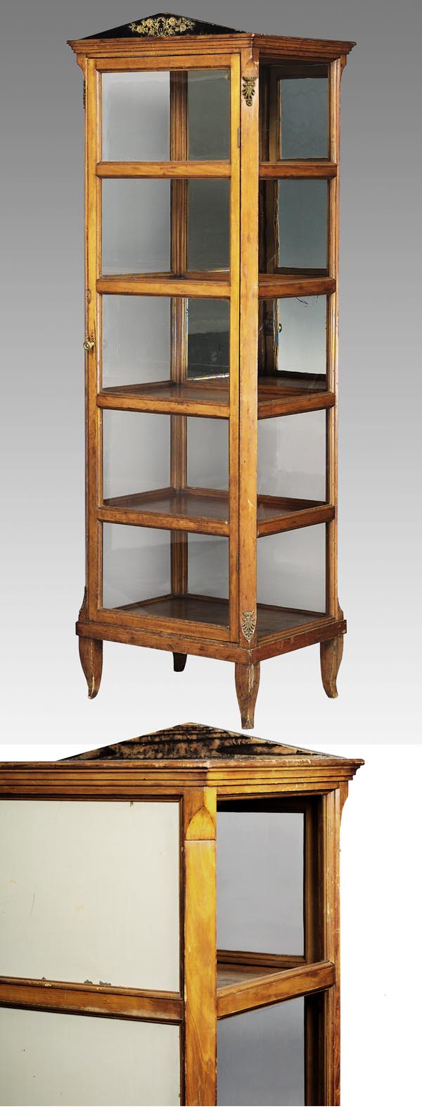 Biedermeier-Pfeilervitrine.