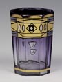 Jugendstil-Becher.