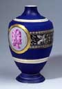 Blaufond-Vase.