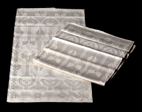 12er Jugendstil-Handtücher.