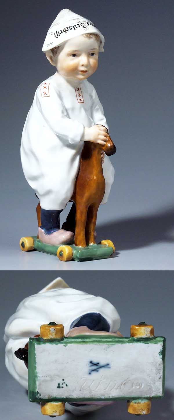 Jugendstil-Kinderfigur.