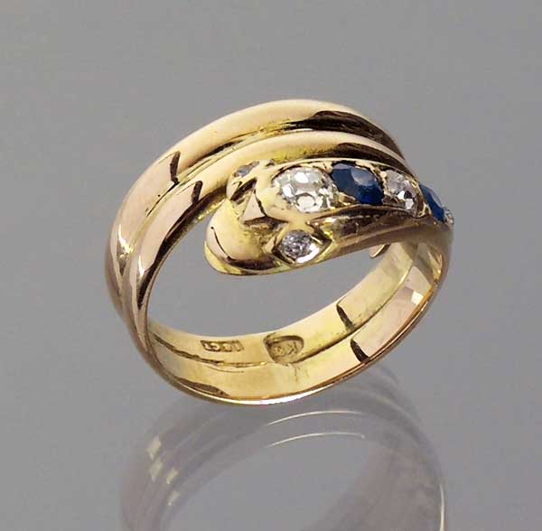 Schlangen-Ring.
