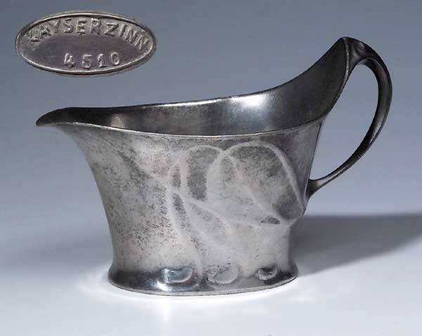 Jugendstil-Milchkanne.