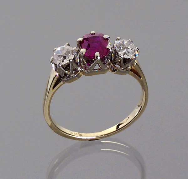 Brillant-Rubin-Ring.