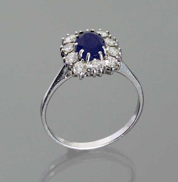 Saphir-Brillant-Ring.