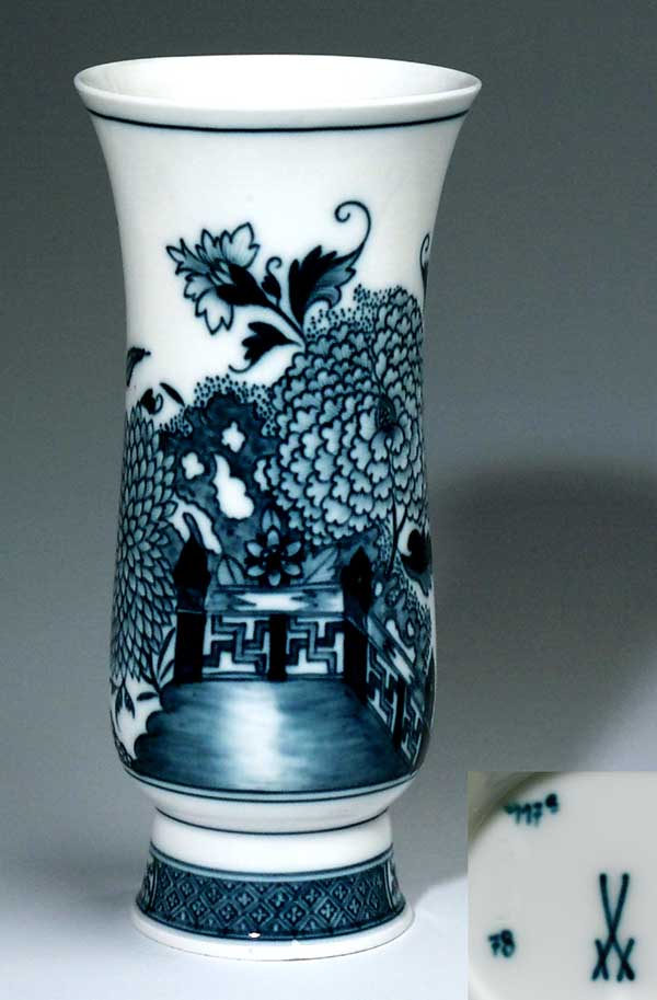 Blaudekor-Vase.