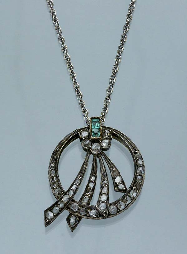 Diamant-Smaragd-Anhänger, Kette.