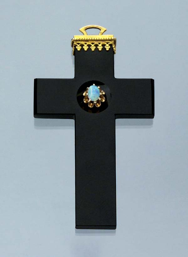 Großer Kreuz-Anhänger.