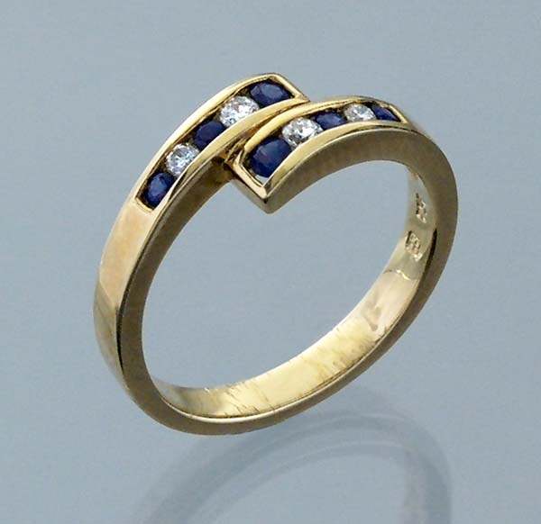 Saphir-Brillant-Ring.