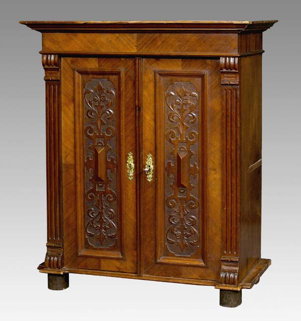 Gründerzeit-Halbschrank.