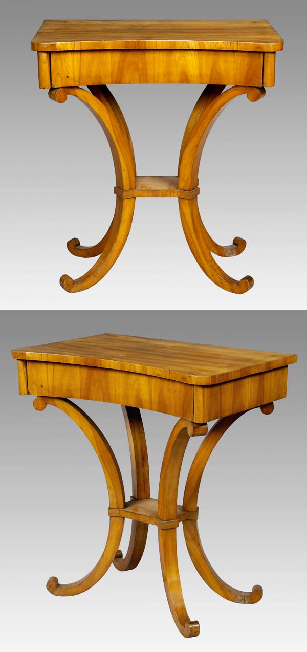 Biedermeier-Beistelltisch.