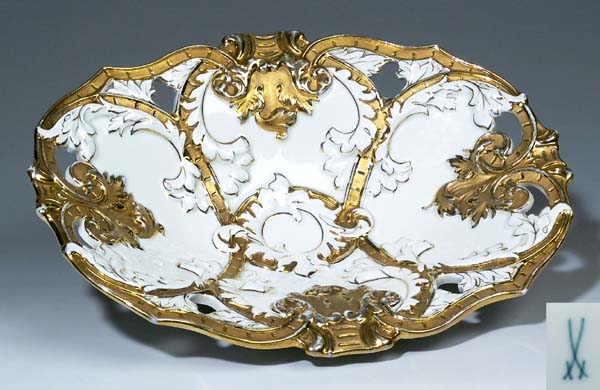 Relief-Schale.