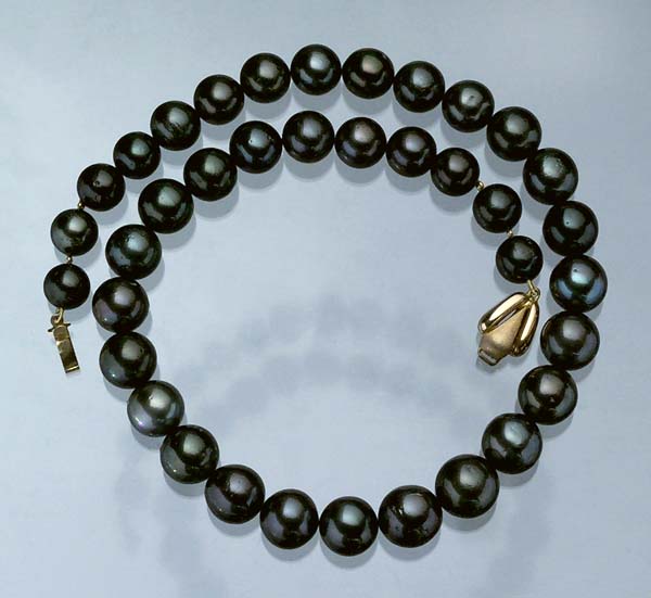 Perlen-Collier.