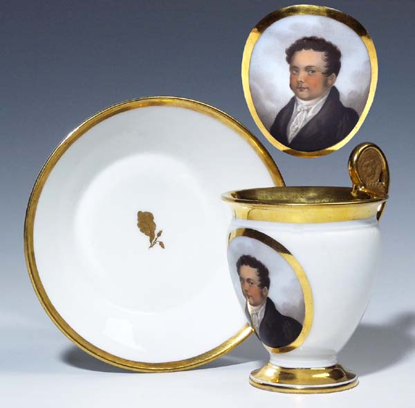 Porträt-Tasse, Untertasse.