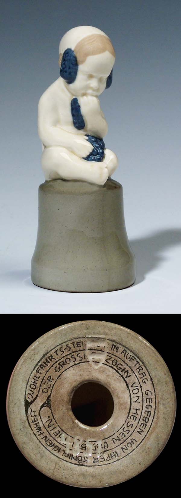 Kleine Jugendstil-Figur.