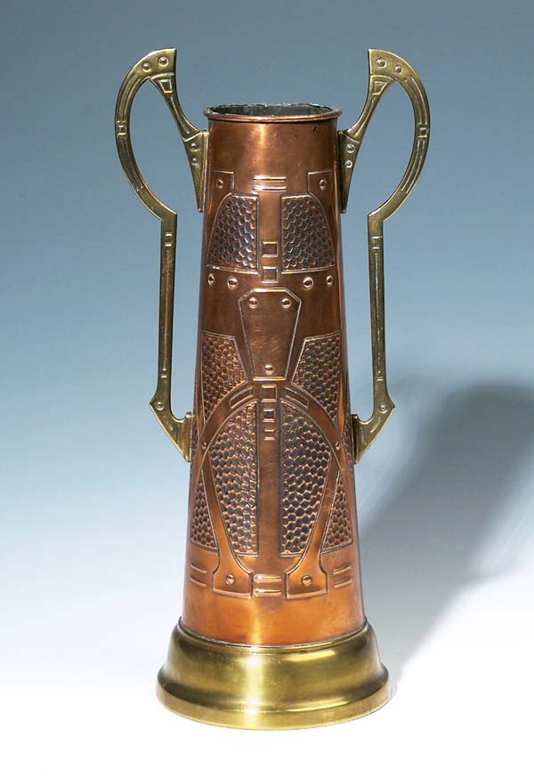 Jugendstil-Henkelvase.