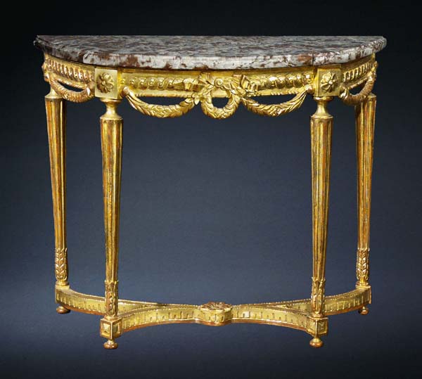 Louis XVI-Konsoltisch.