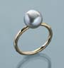 Perlen-Ring.