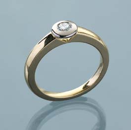 Solitär-Ring.