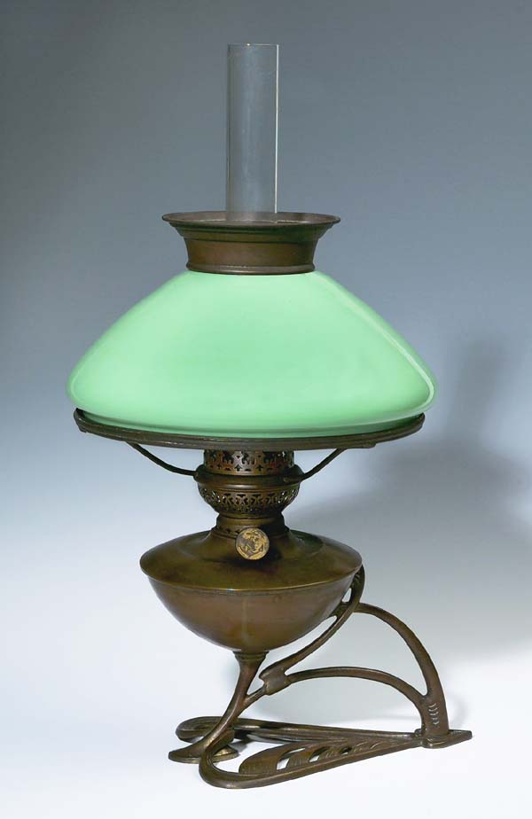 Jugendstil-Petroleumtischlampe.