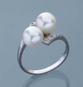 Perlen-Ring.