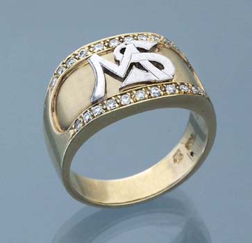 Monogramm-Ring.