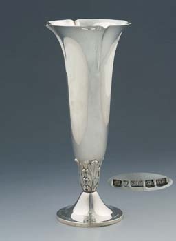 Blütenkelch-Vase.