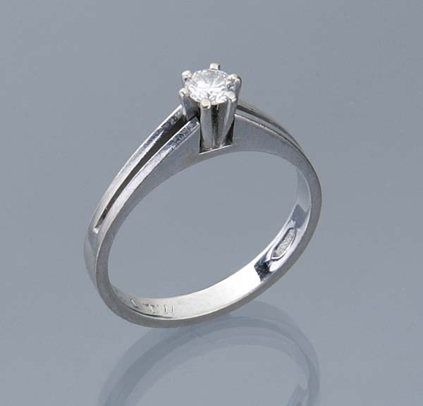 Brillant-Ring.