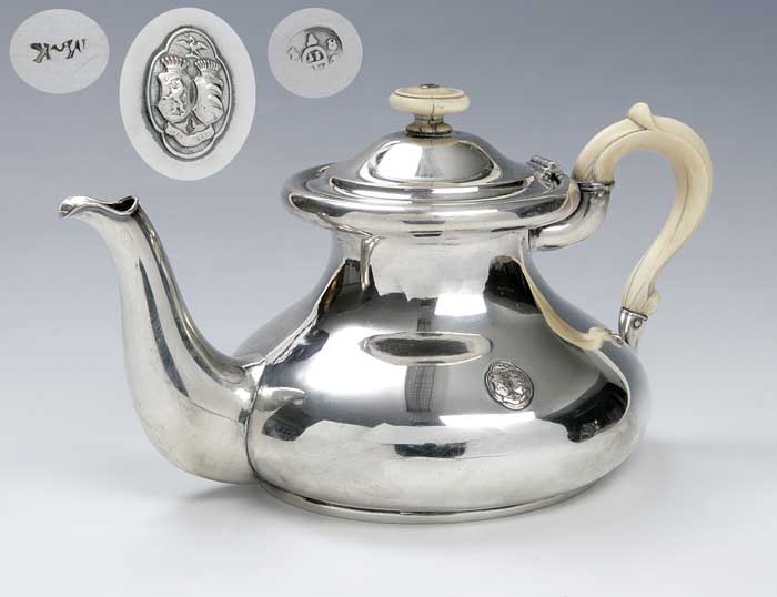 Wiener Teekanne 1853.