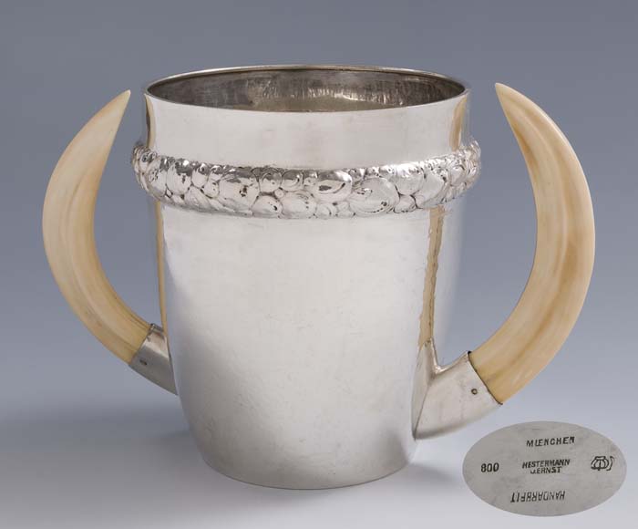 Jugendstil-Sektkühler.