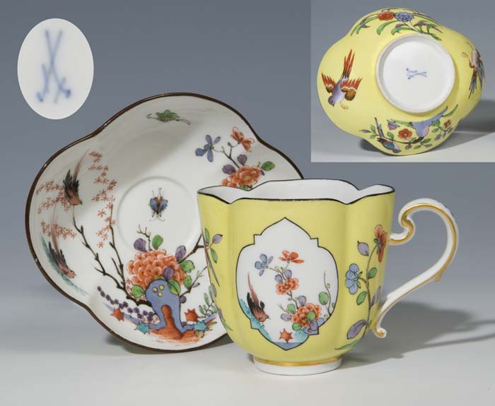 Gelbfond-Tasse, Untertasse.