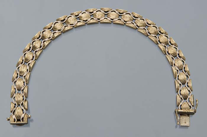 Gold-Armband.